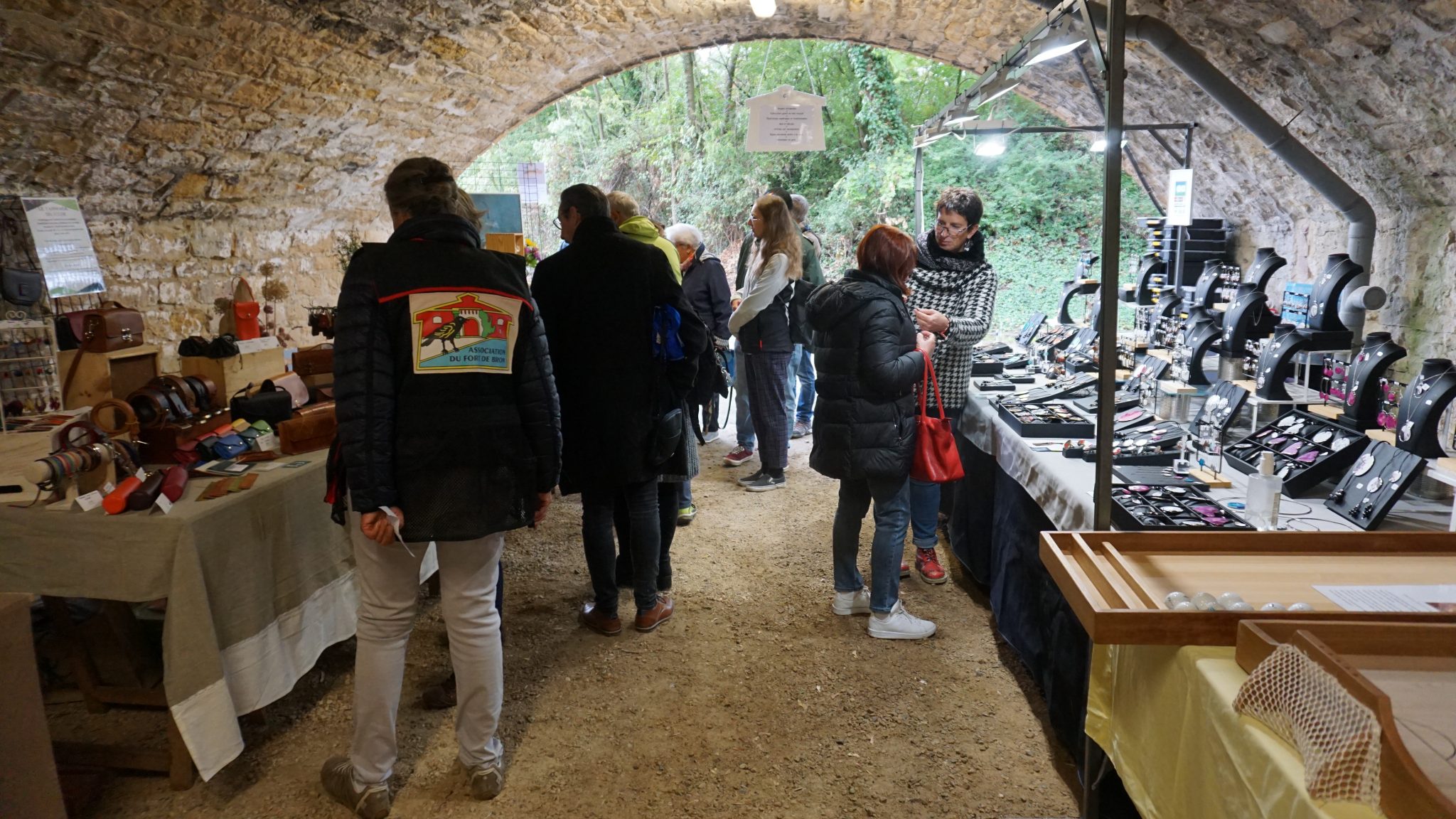 Exposition artisanale - Association du Fort de Bron